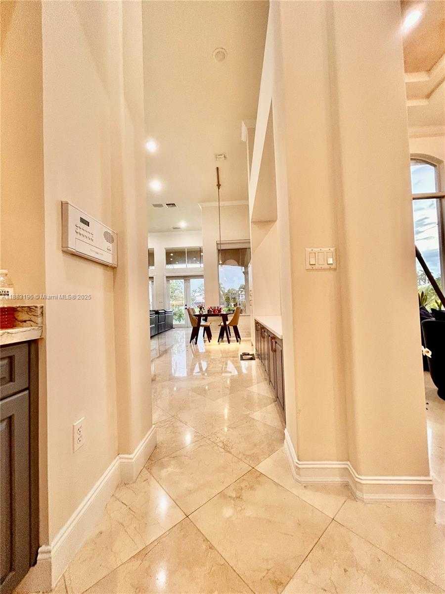 Small Image of 13742 NORTH WEST 11TH CT, Pembroke Pines Number 24