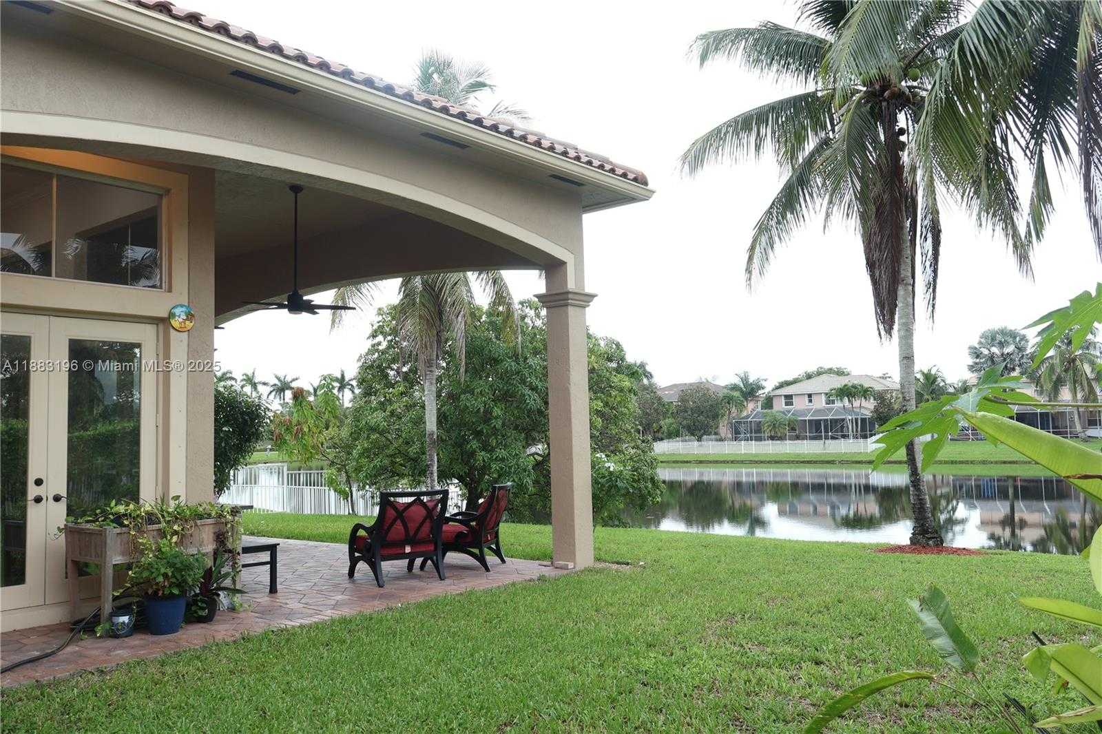 Small Image of 13742 NORTH WEST 11TH CT, Pembroke Pines Number 31