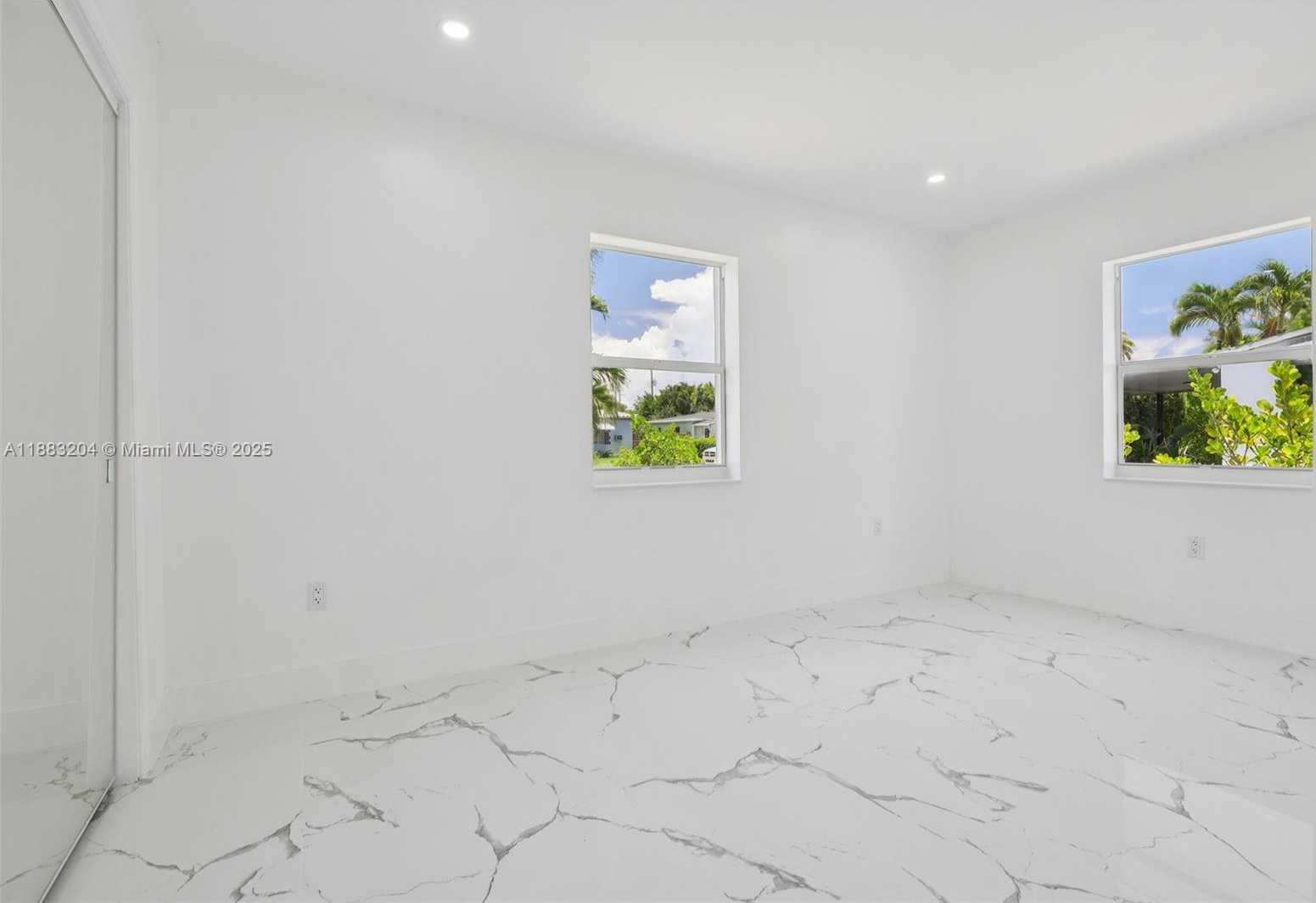 Small Image of 232 SOUTH WEST 22ND ST, Fort Lauderdale Number 26