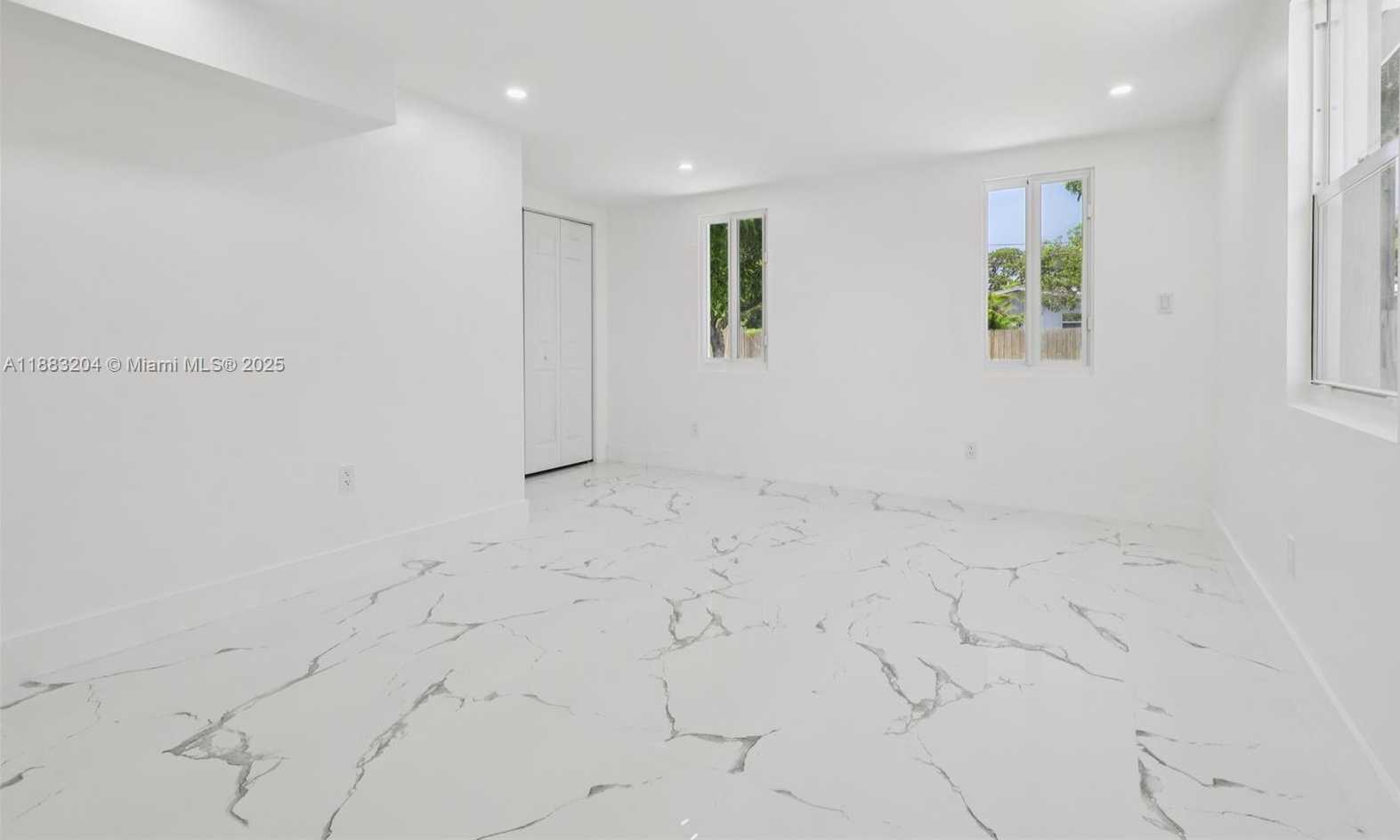 Small Image of 232 SOUTH WEST 22ND ST, Fort Lauderdale Number 32