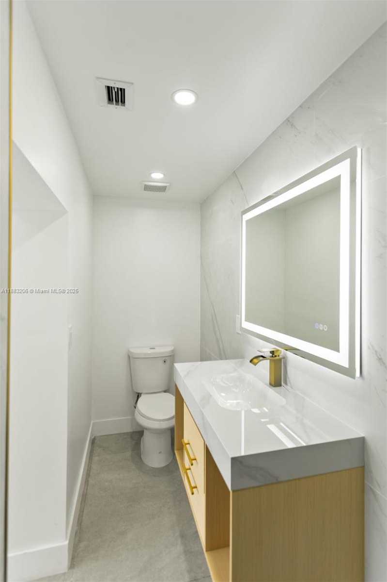 Small Image of 1042 NORTH WEST 13TH ST, Fort Lauderdale Number 20