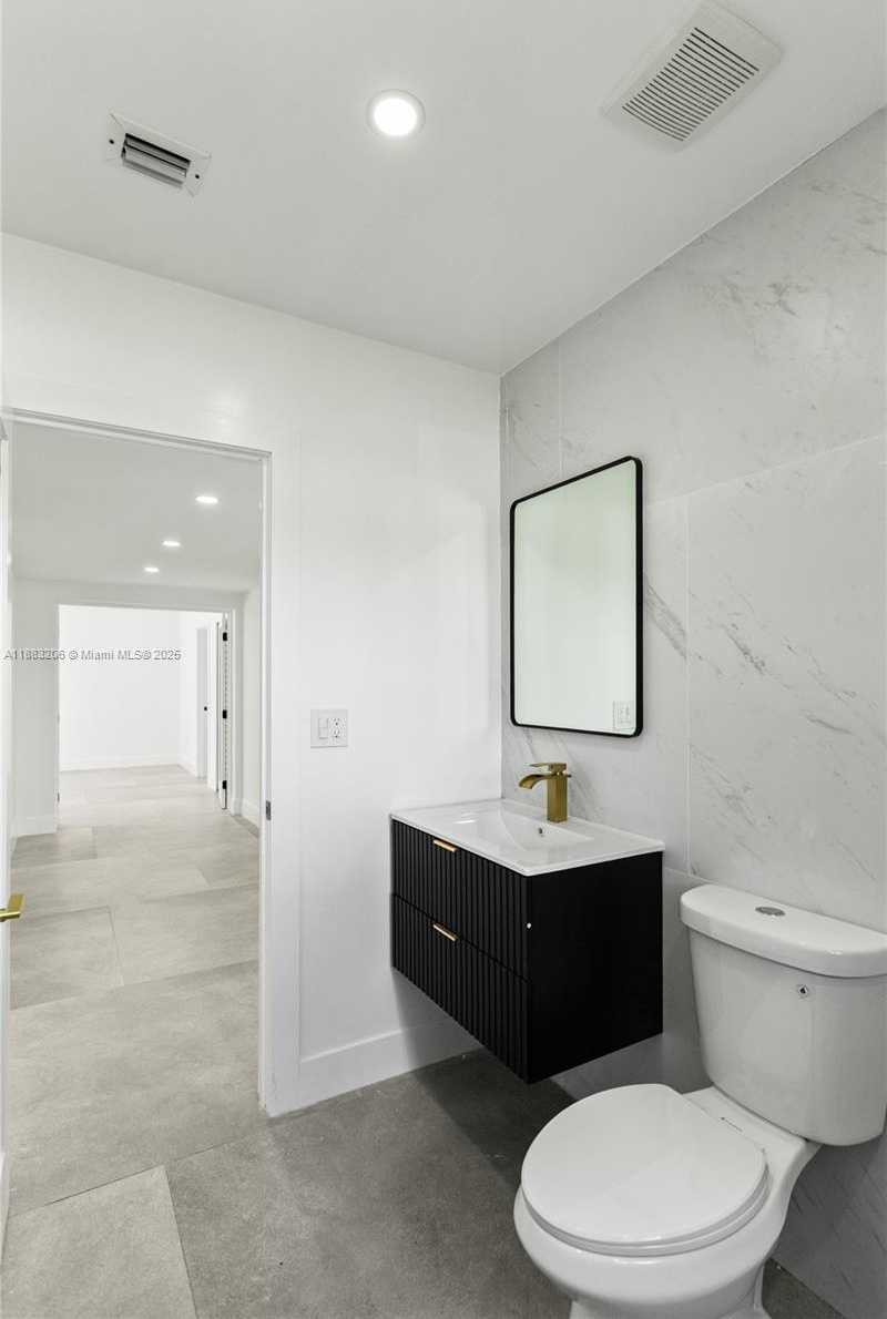 Small Image of 1042 NORTH WEST 13TH ST, Fort Lauderdale Number 45