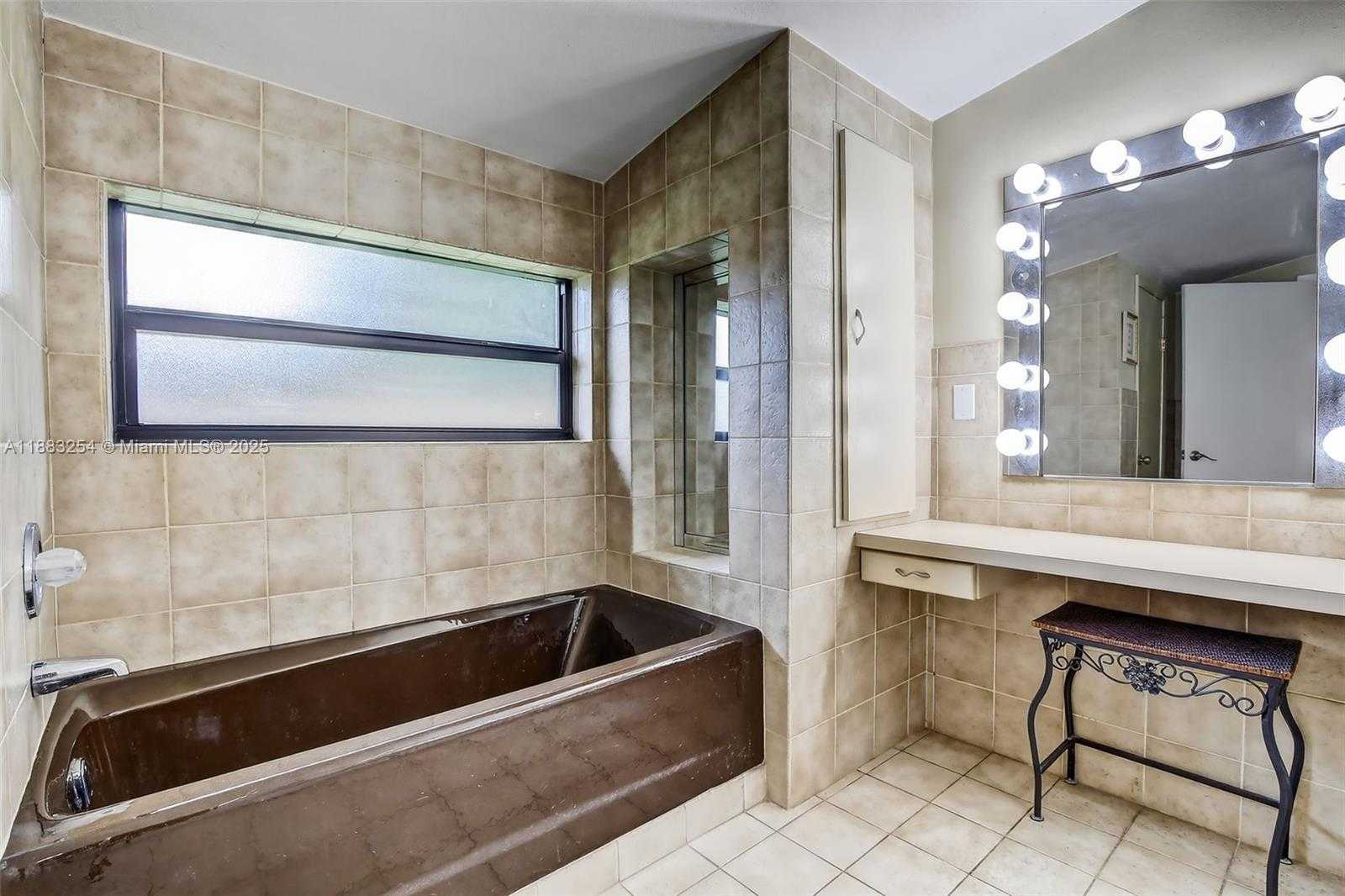 Small Image of 5260 REDWOOD CT, Plantation Number 16
