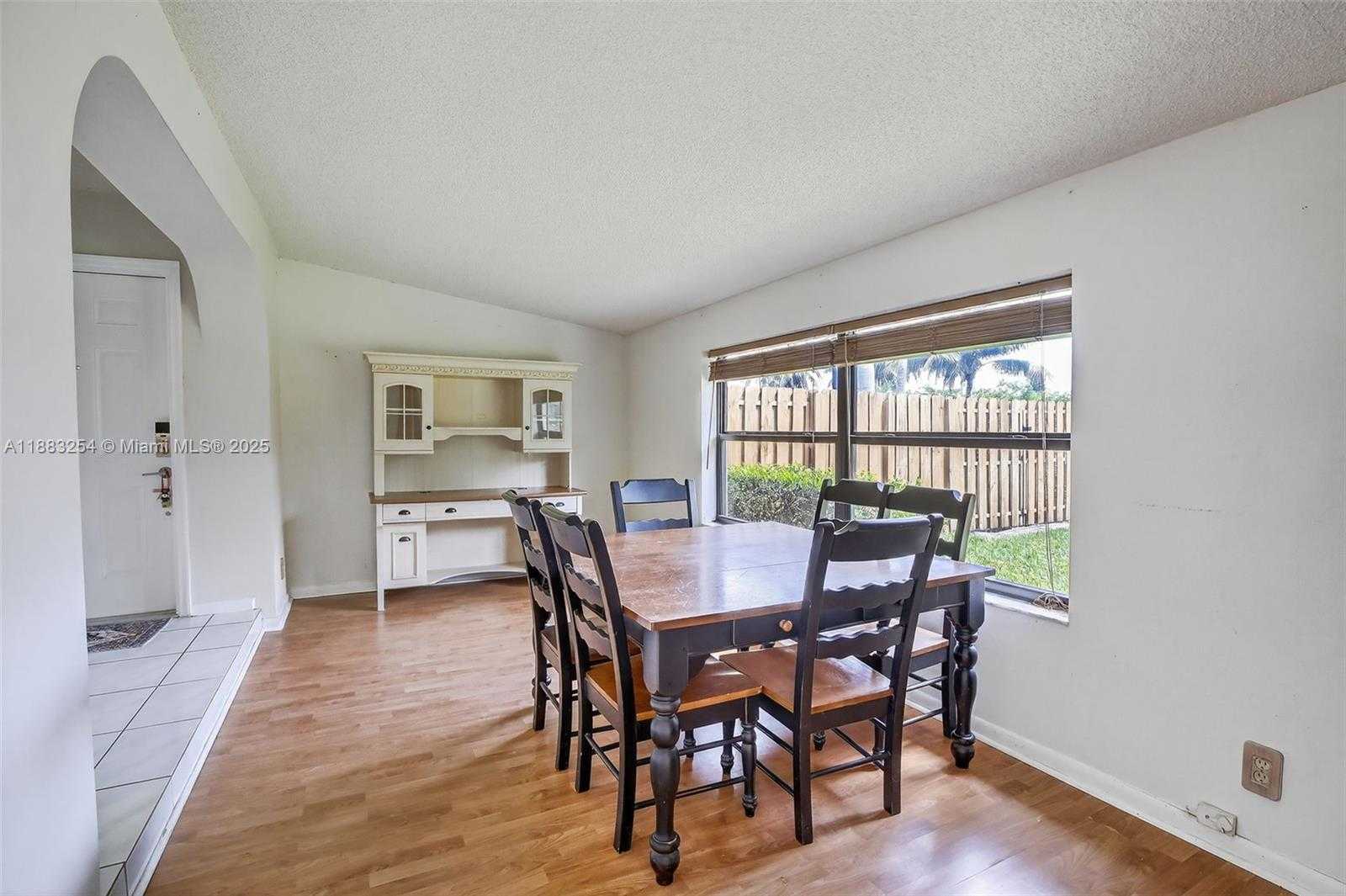Small Image of 5260 REDWOOD CT, Plantation Number 3