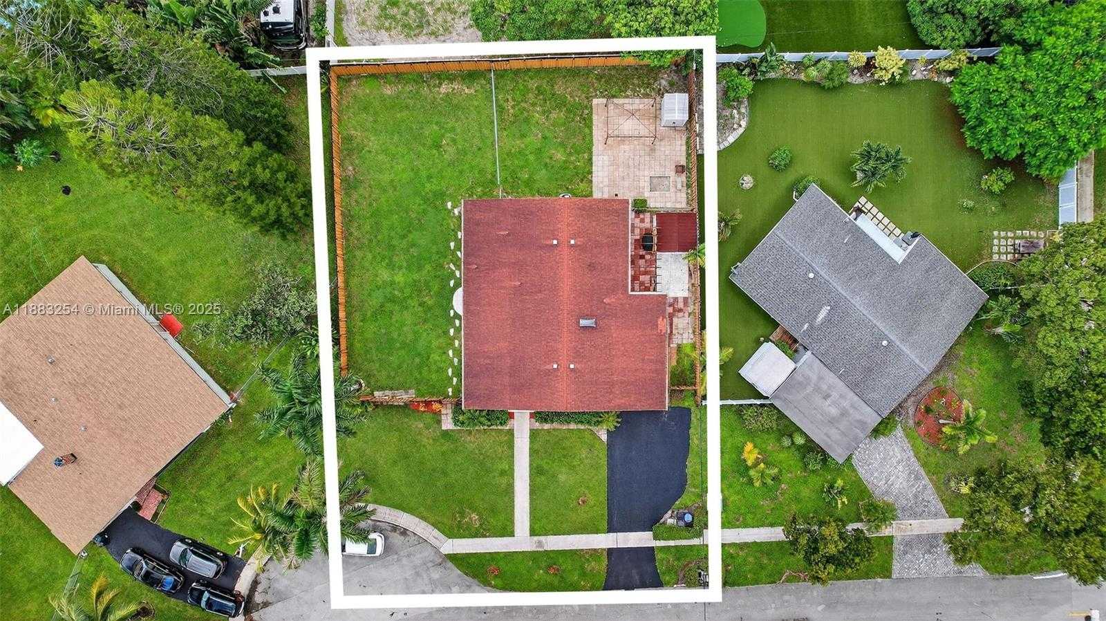 Small Image of 5260 REDWOOD CT, Plantation Number 36