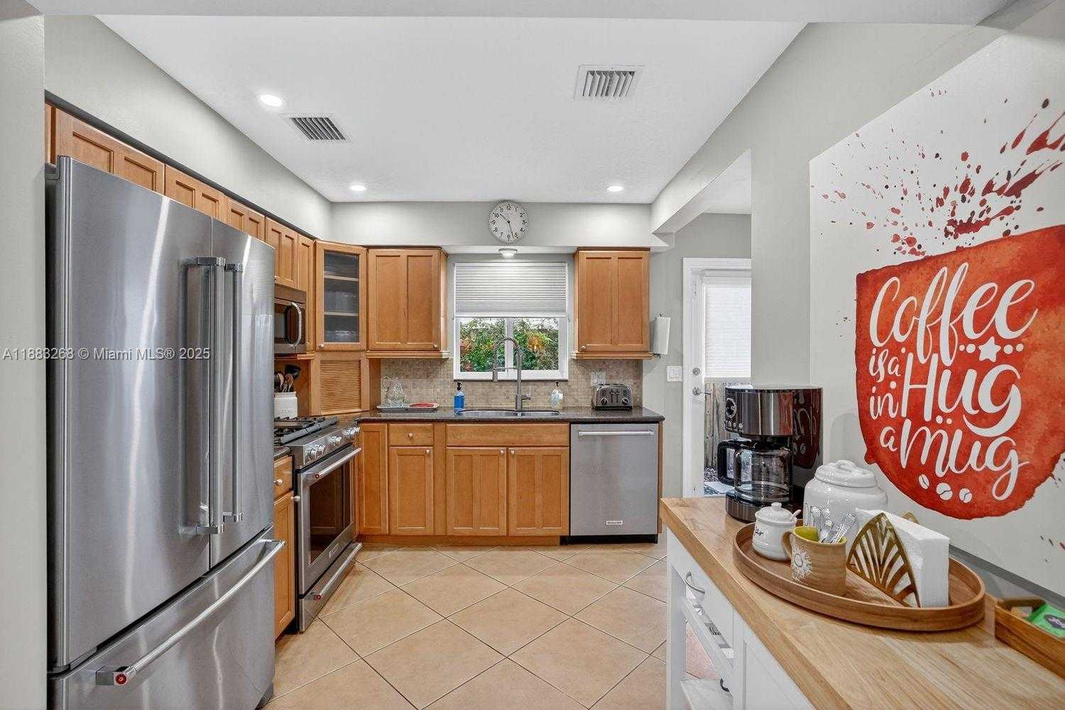 Small Image of 301 NORTH EAST 48TH ST, Oakland Park Number 17