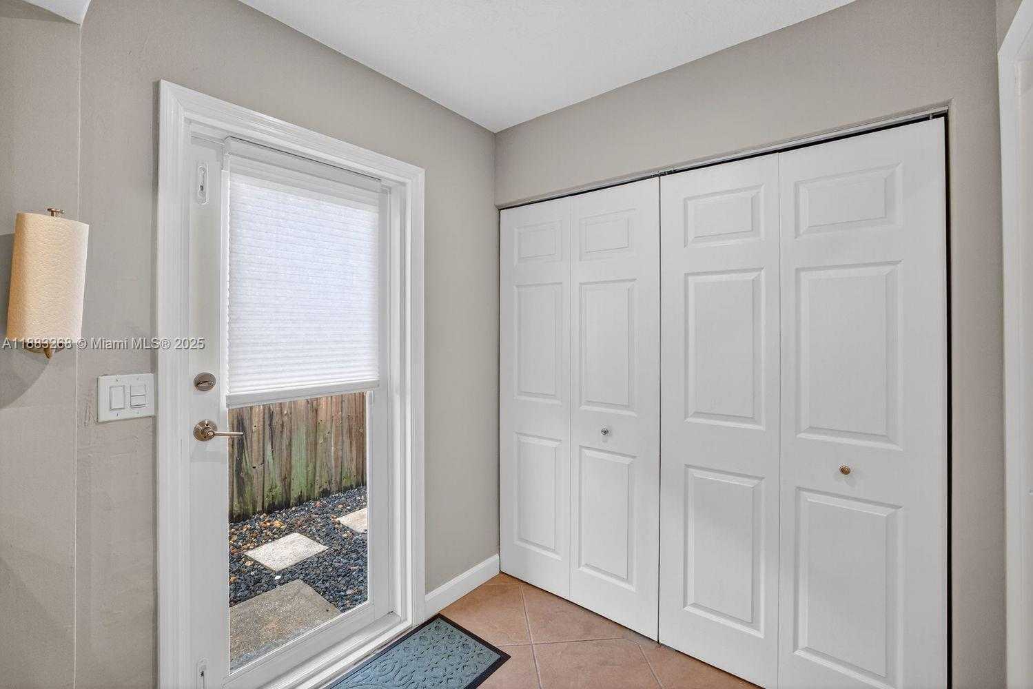 Small Image of 301 NORTH EAST 48TH ST, Oakland Park Number 22