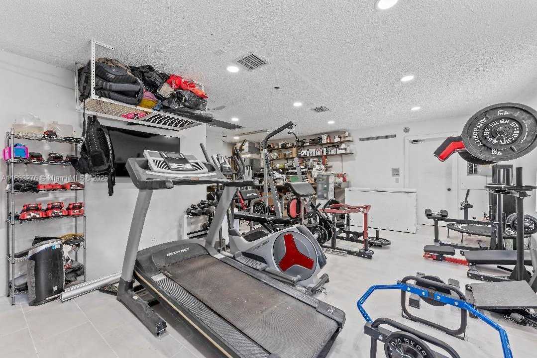 Small Image of 14401 SOUTH WEST 23RD ST, Davie Number 24