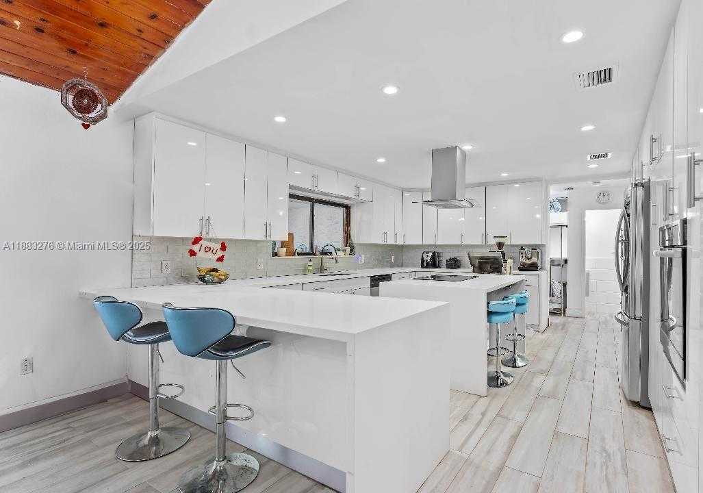 Small Image of 14401 SOUTH WEST 23RD ST, Davie Number 6