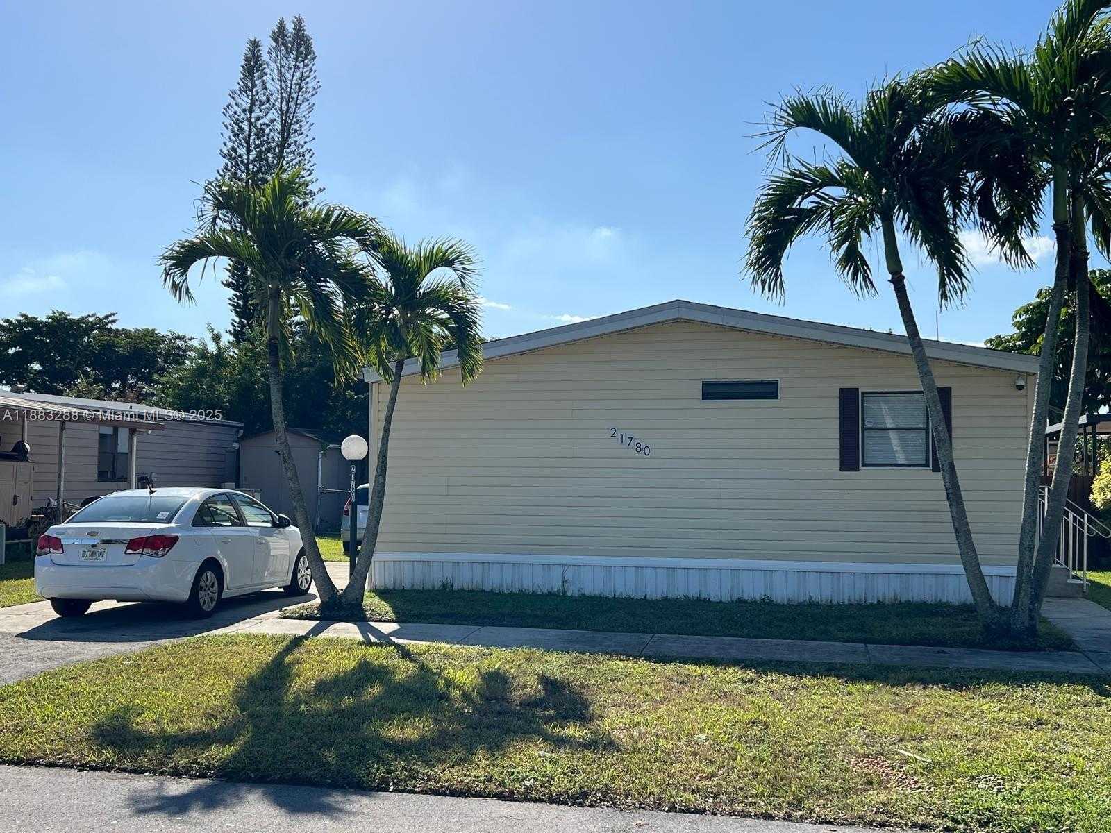 Small Image of 21780 NORTH WEST 2ND CT, Pembroke Pines Number 2