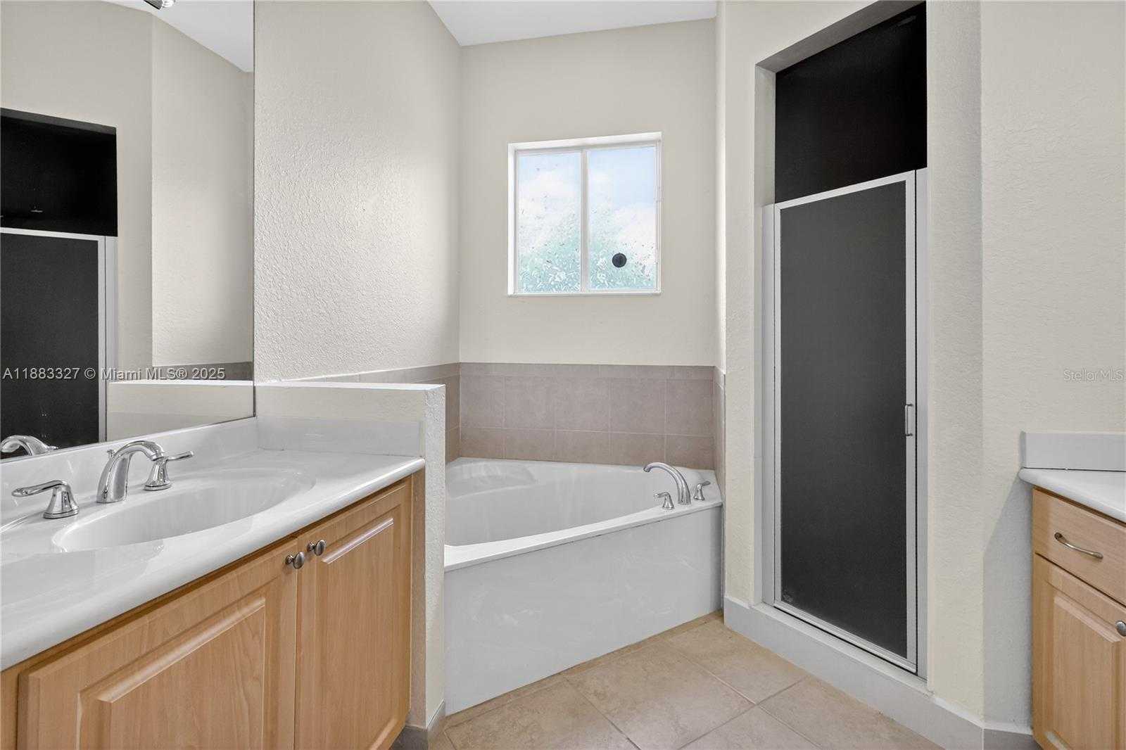 Small Image of 27601 SOUTH WEST 152ND CT, Homestead Number 12