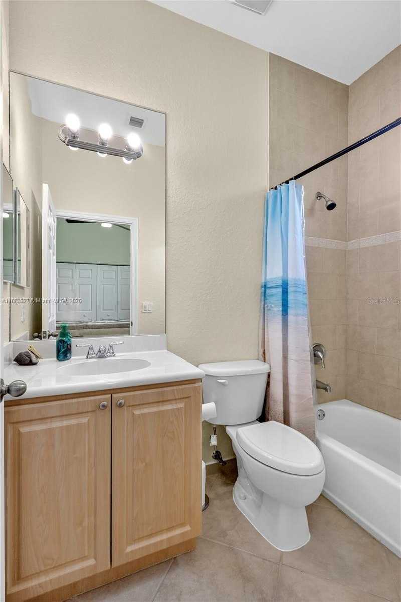 Small Image of 27601 SOUTH WEST 152ND CT, Homestead Number 16