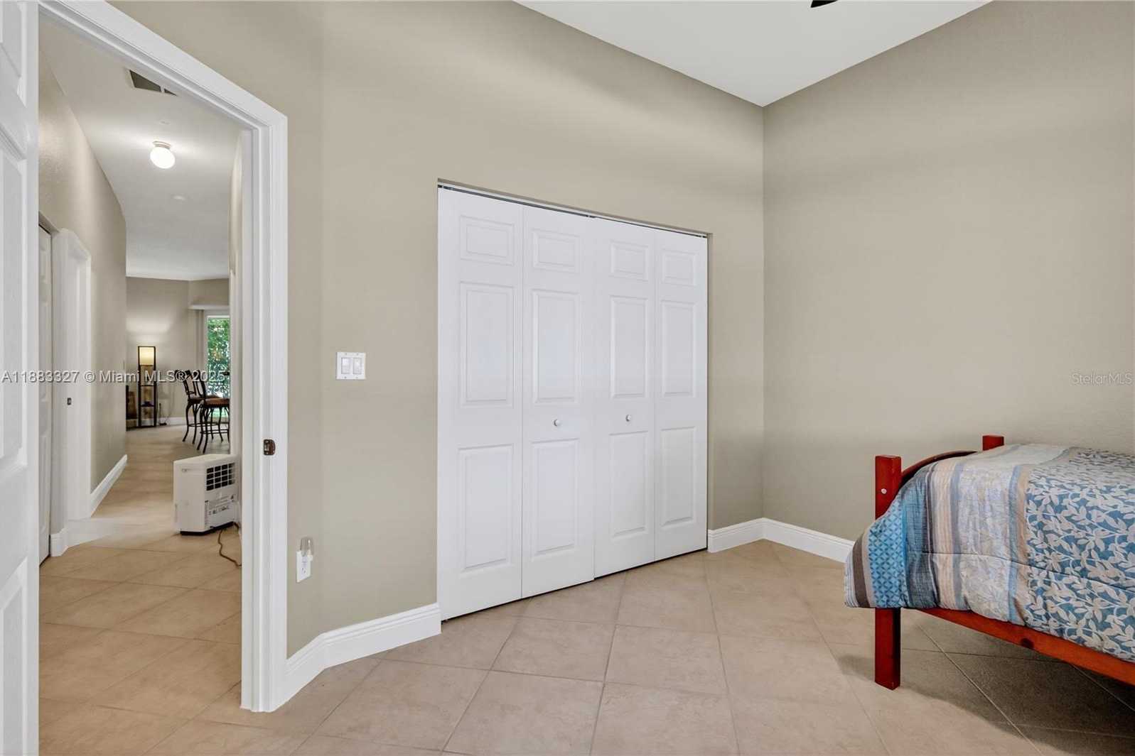 Small Image of 27601 SOUTH WEST 152ND CT, Homestead Number 21