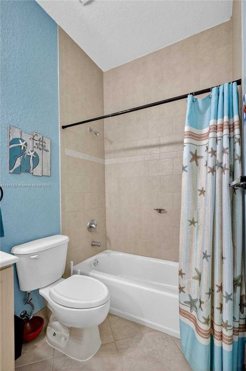 Small Image of 27601 SOUTH WEST 152ND CT, Homestead Number 24