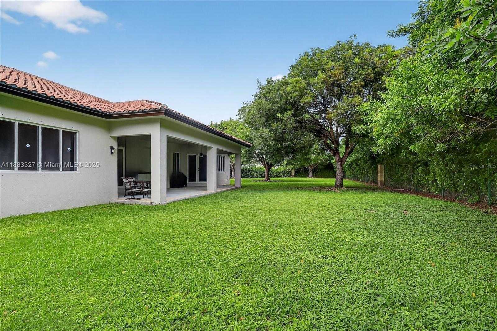 Small Image of 27601 SOUTH WEST 152ND CT, Homestead Number 28