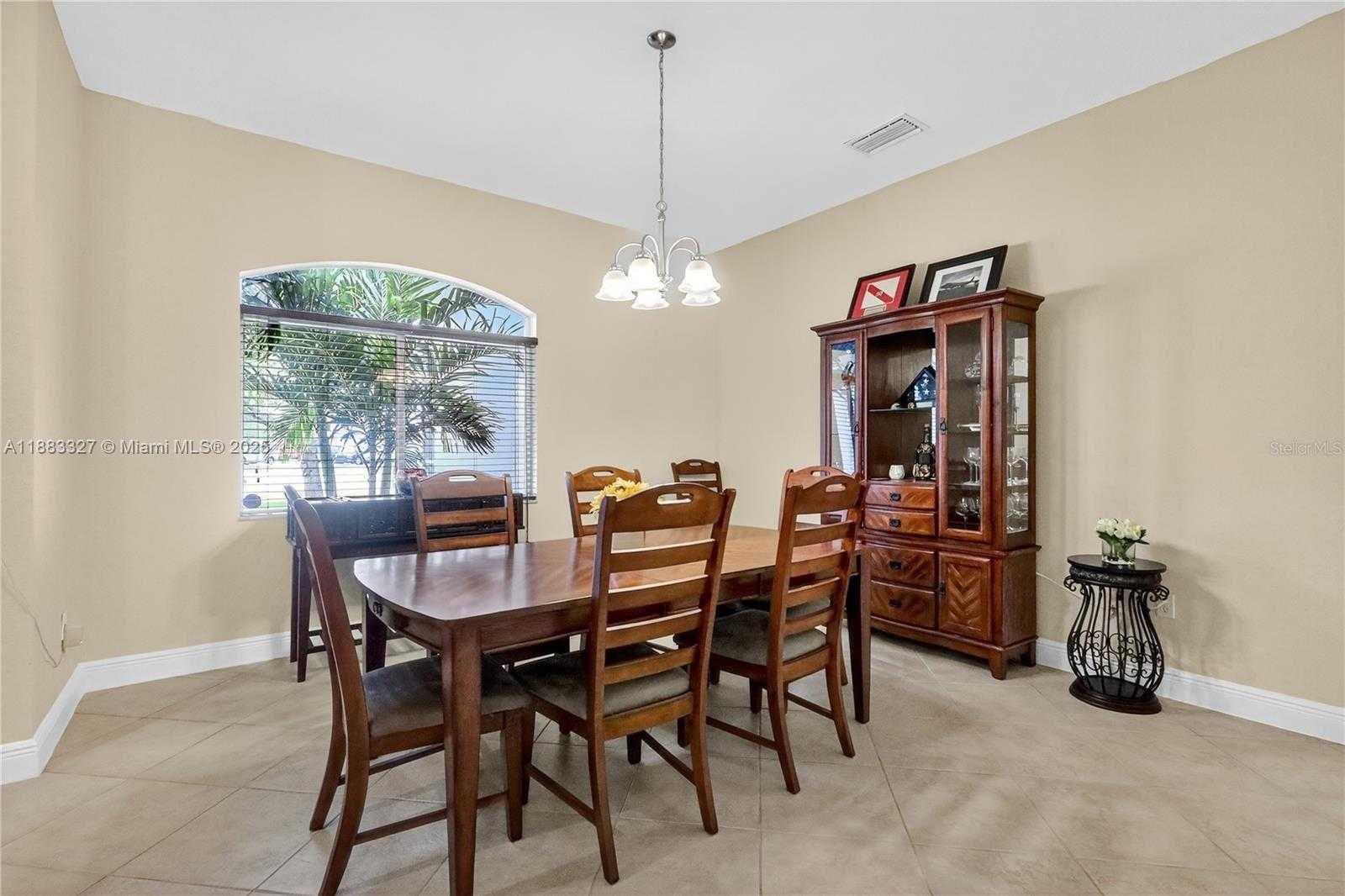 Small Image of 27601 SOUTH WEST 152ND CT, Homestead Number 6