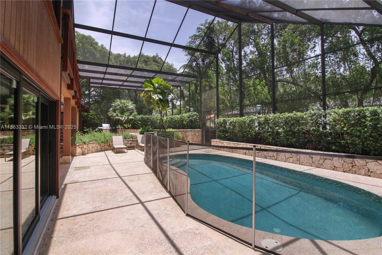 Small Image of 8120 SOUTH WEST 182ND ST, Palmetto Bay Number 47