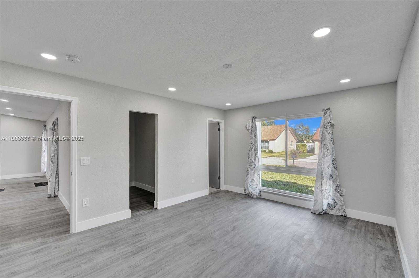 Small Image of 8400 NORTH WEST 7TH ST, Pembroke Pines Number 26