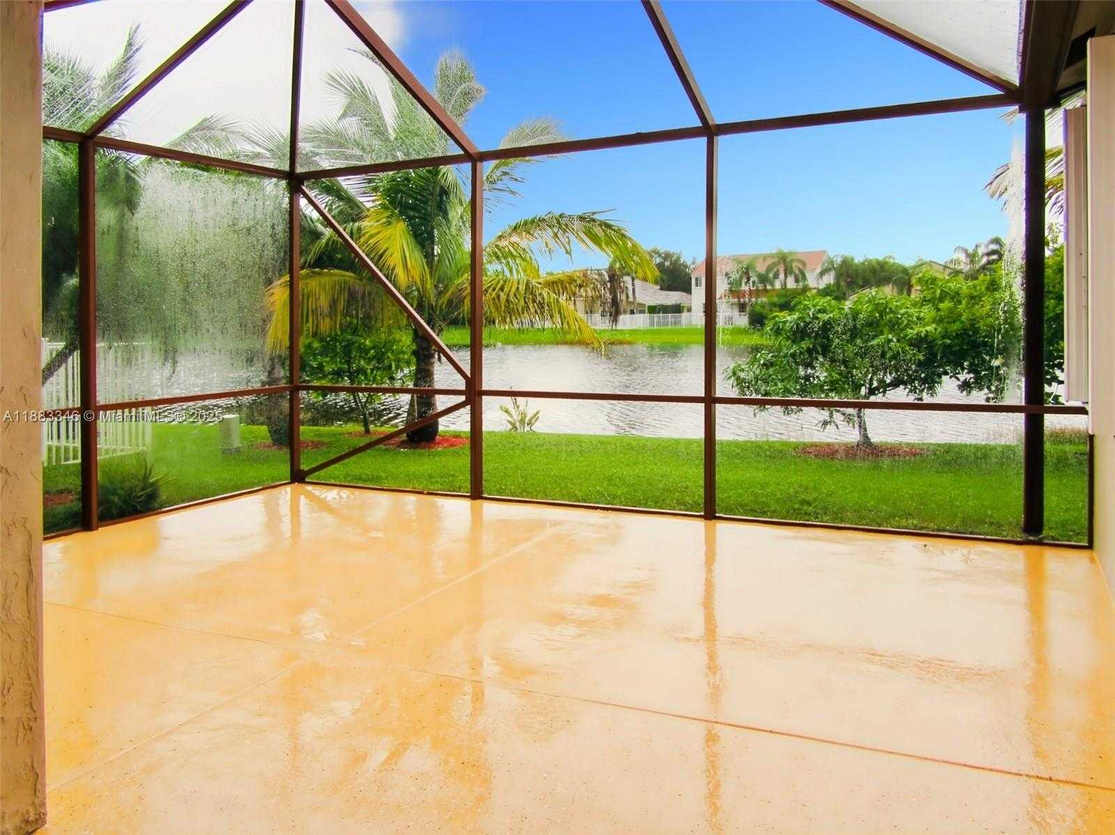 Small Image of 869 SAND CREEK CIR, Weston Number 14