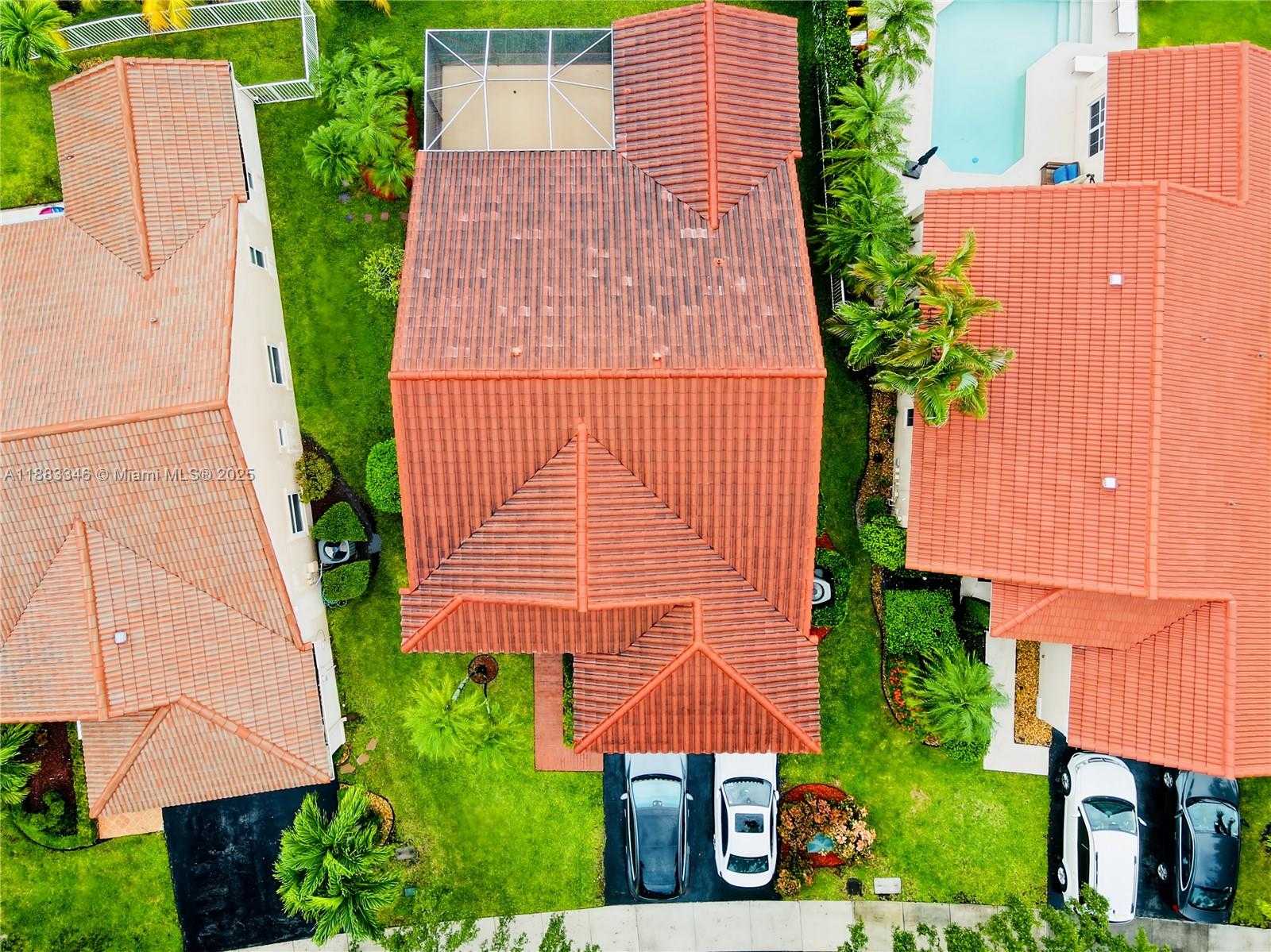 Small Image of 869 SAND CREEK CIR, Weston Number 3