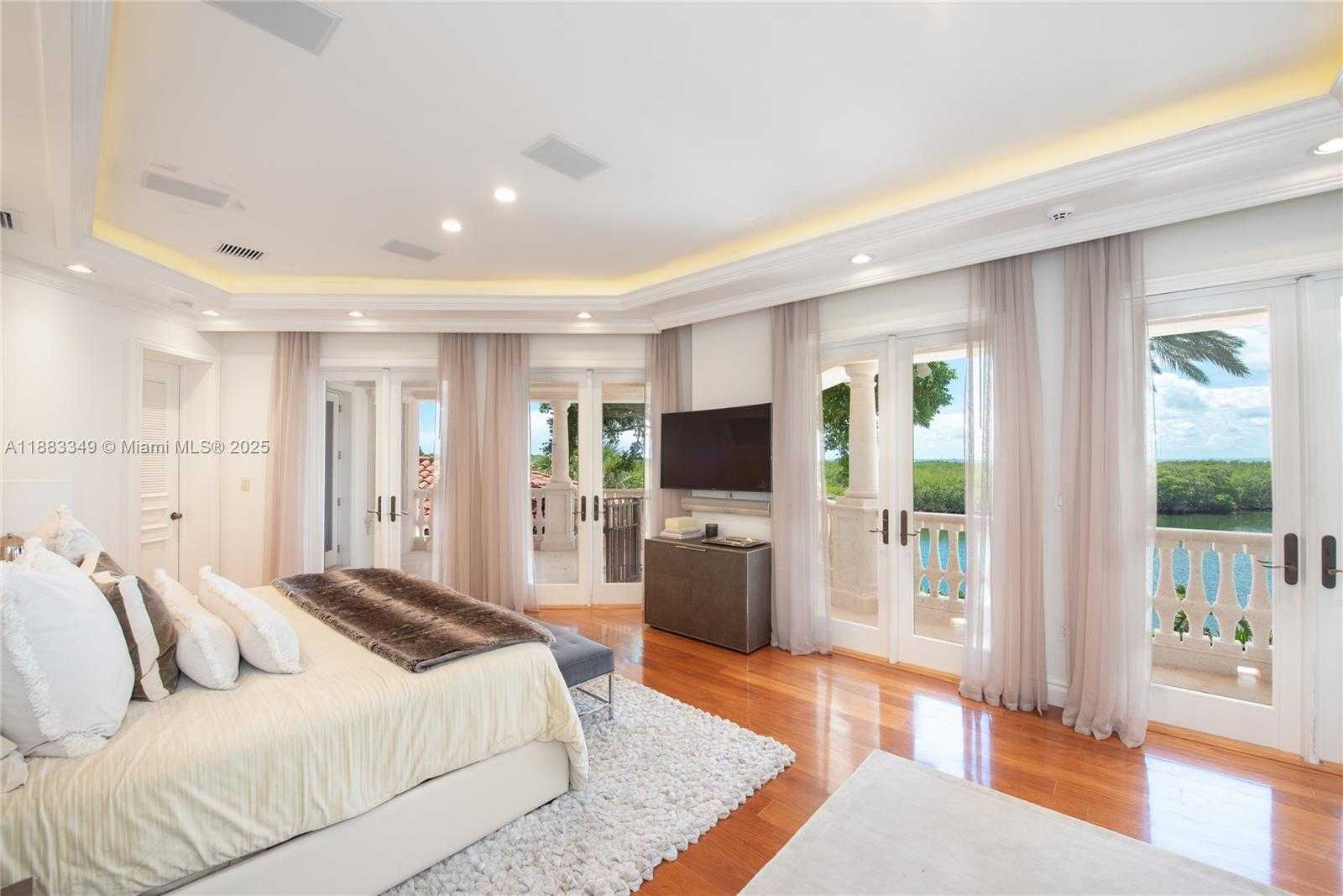 Small Image of Key Biscayne Number 17