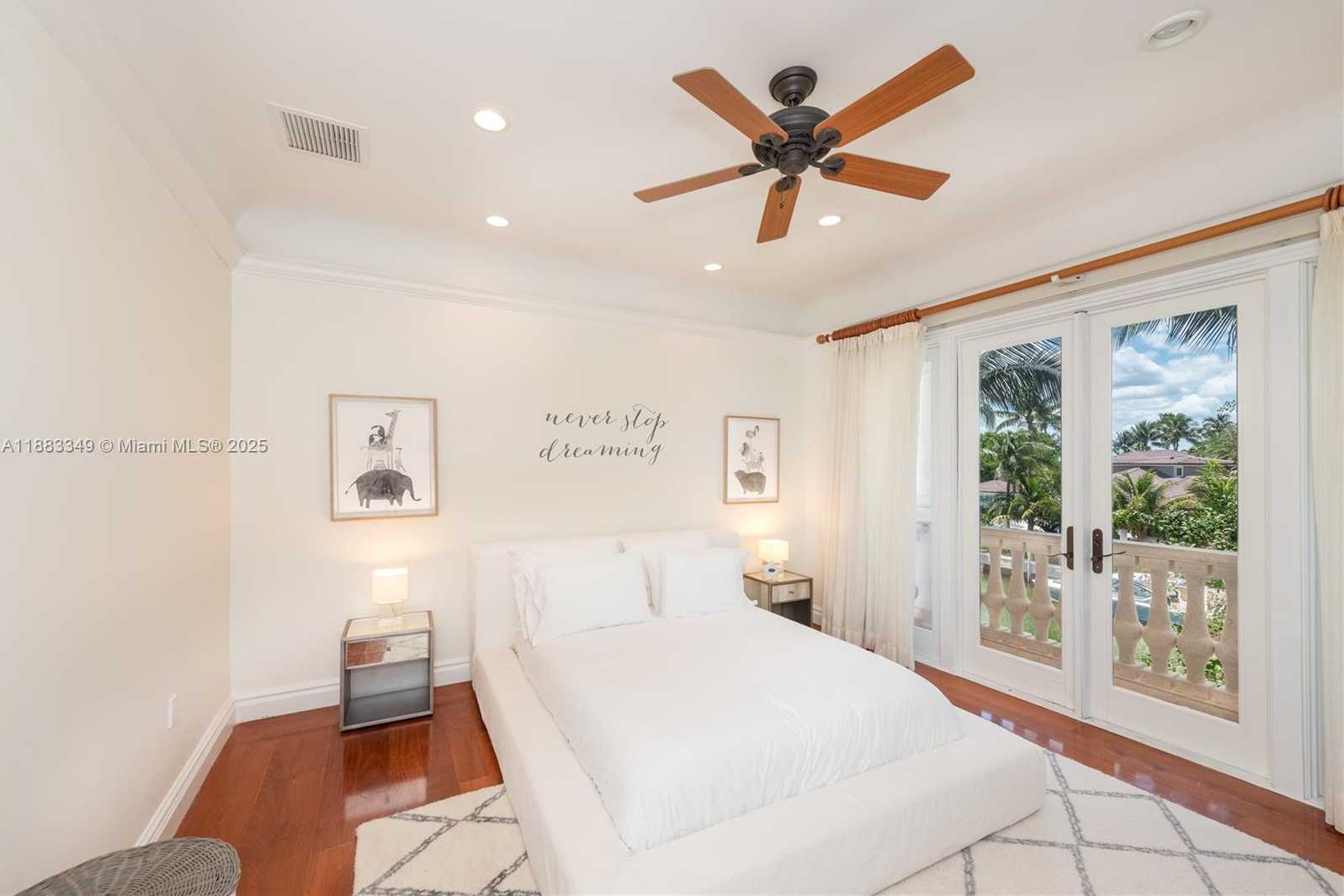 Small Image of Key Biscayne Number 22