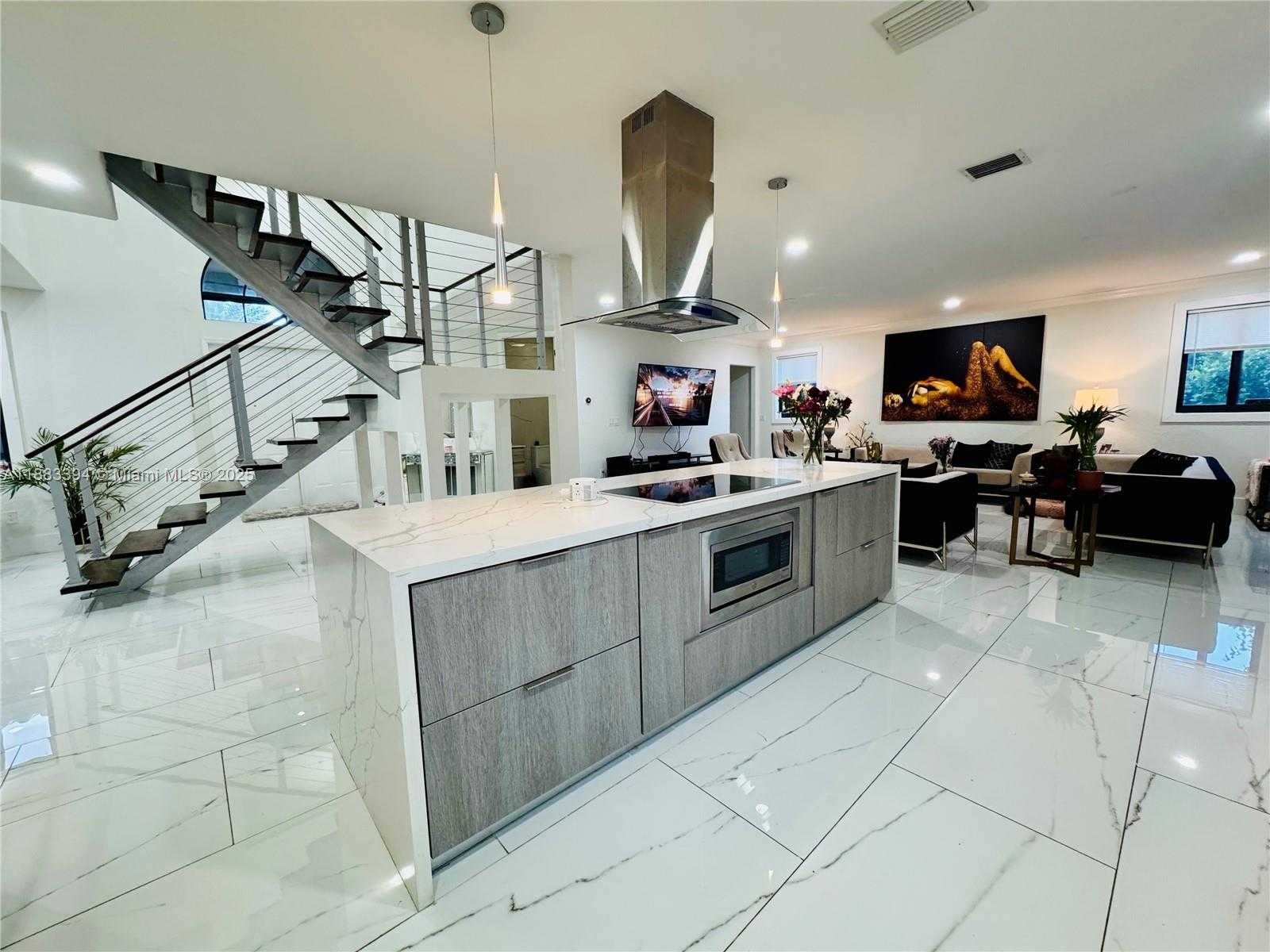 Small Image of 7408 SOUTH WEST 189TH ST, Cutler Bay Number 11