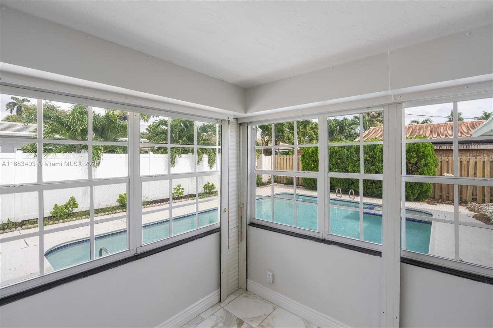 Small Image of 2505 NORTH EAST 35TH DR, Fort Lauderdale Number 14