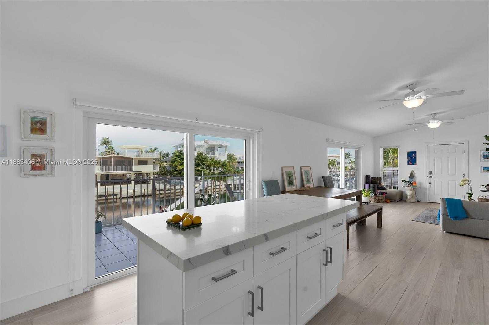 Small Image of 64 WEST PLAZA DEL SOL, Islamorada Number 12
