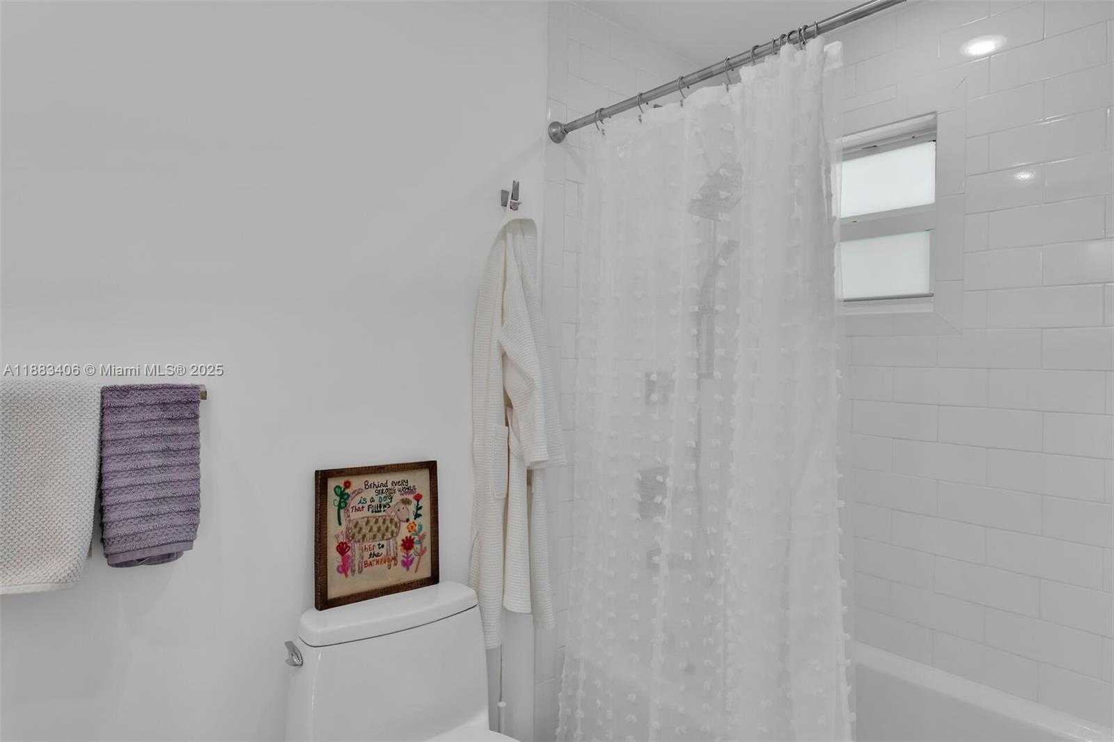 Small Image of 64 WEST PLAZA DEL SOL, Islamorada Number 29