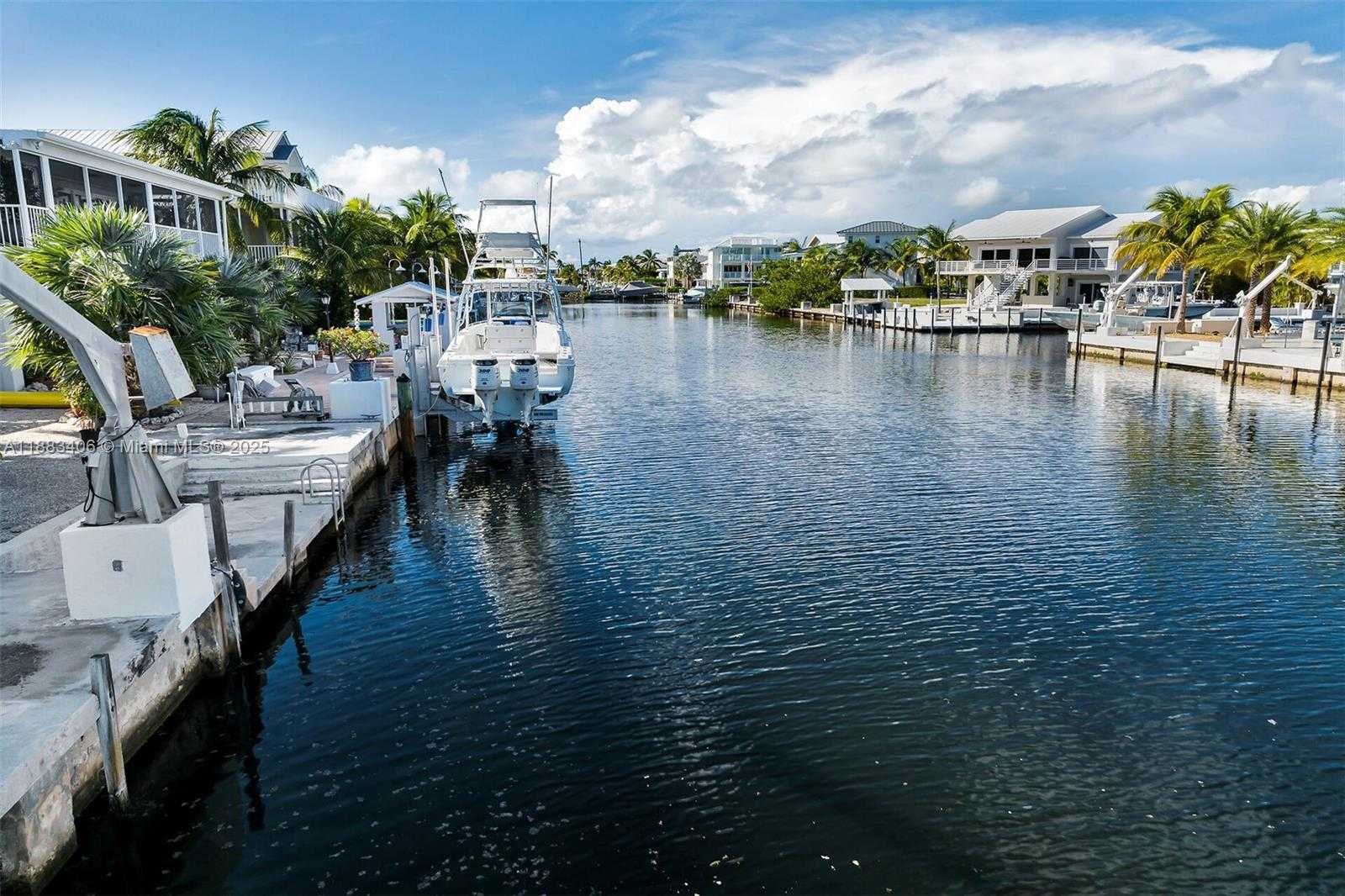 Small Image of 64 WEST PLAZA DEL SOL, Islamorada Number 3