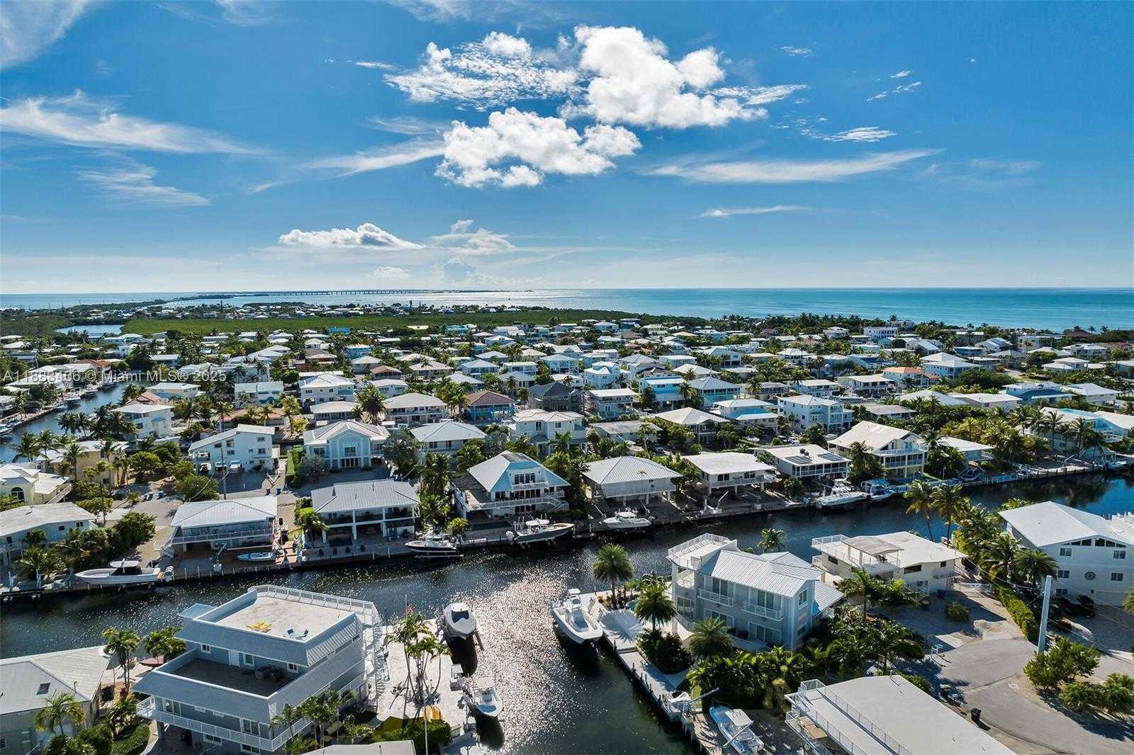 Small Image of 64 WEST PLAZA DEL SOL, Islamorada Number 44