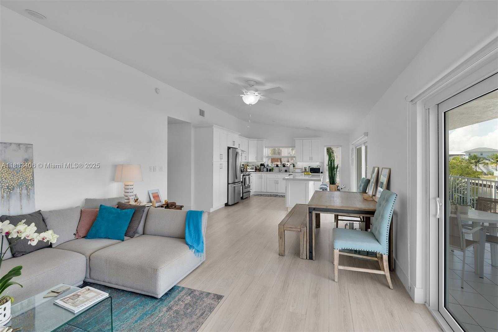 Small Image of 64 WEST PLAZA DEL SOL, Islamorada Number 5
