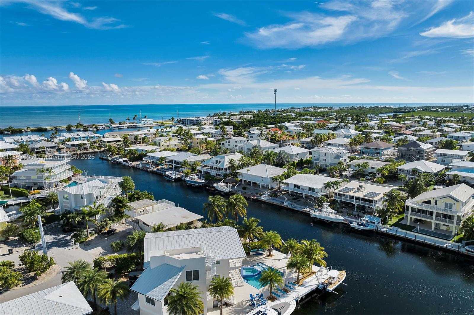 Small Image of 64 WEST PLAZA DEL SOL, Islamorada Number 52