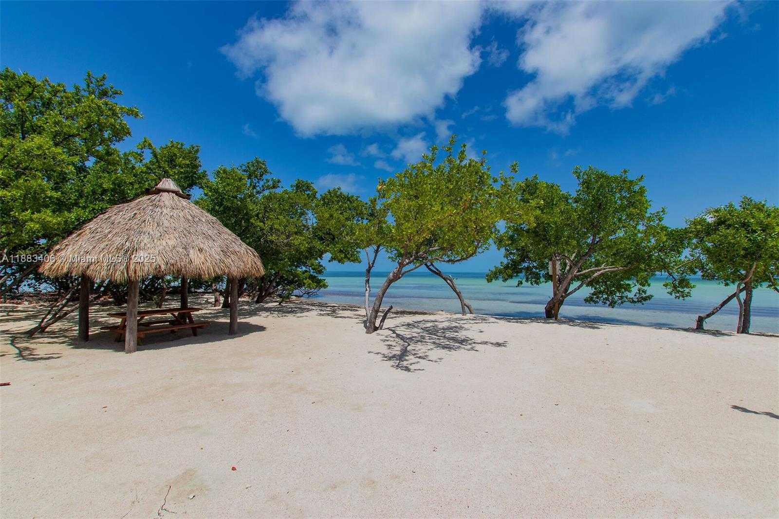 Small Image of 64 WEST PLAZA DEL SOL, Islamorada Number 65