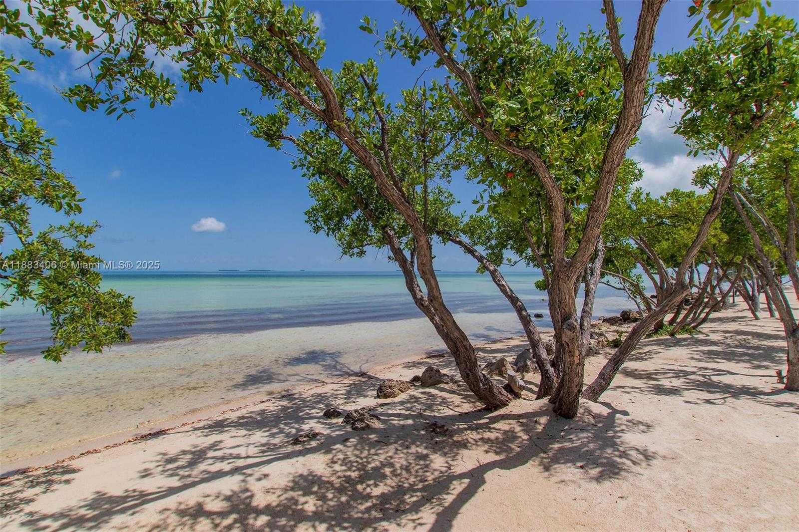 Small Image of 64 WEST PLAZA DEL SOL, Islamorada Number 66