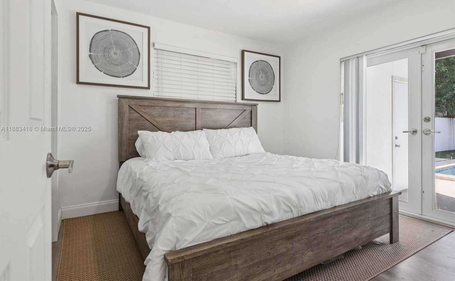 Small Image of 7952 SHALIMAR ST, Miramar Number 18