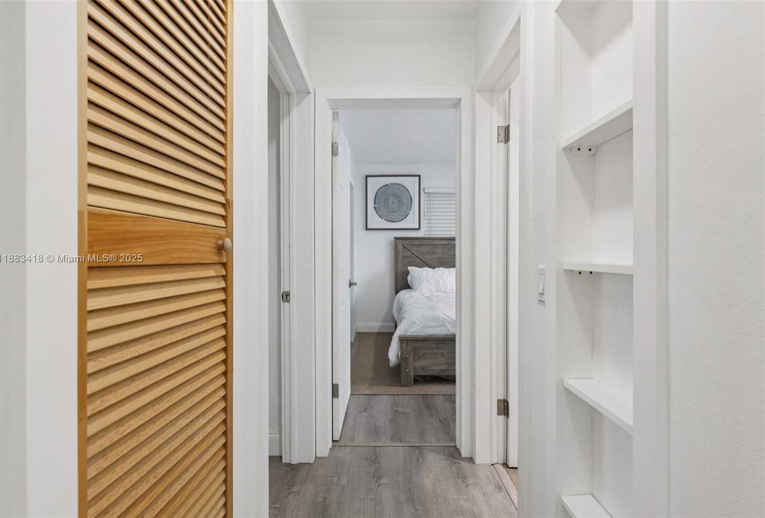Small Image of 7952 SHALIMAR ST, Miramar Number 26
