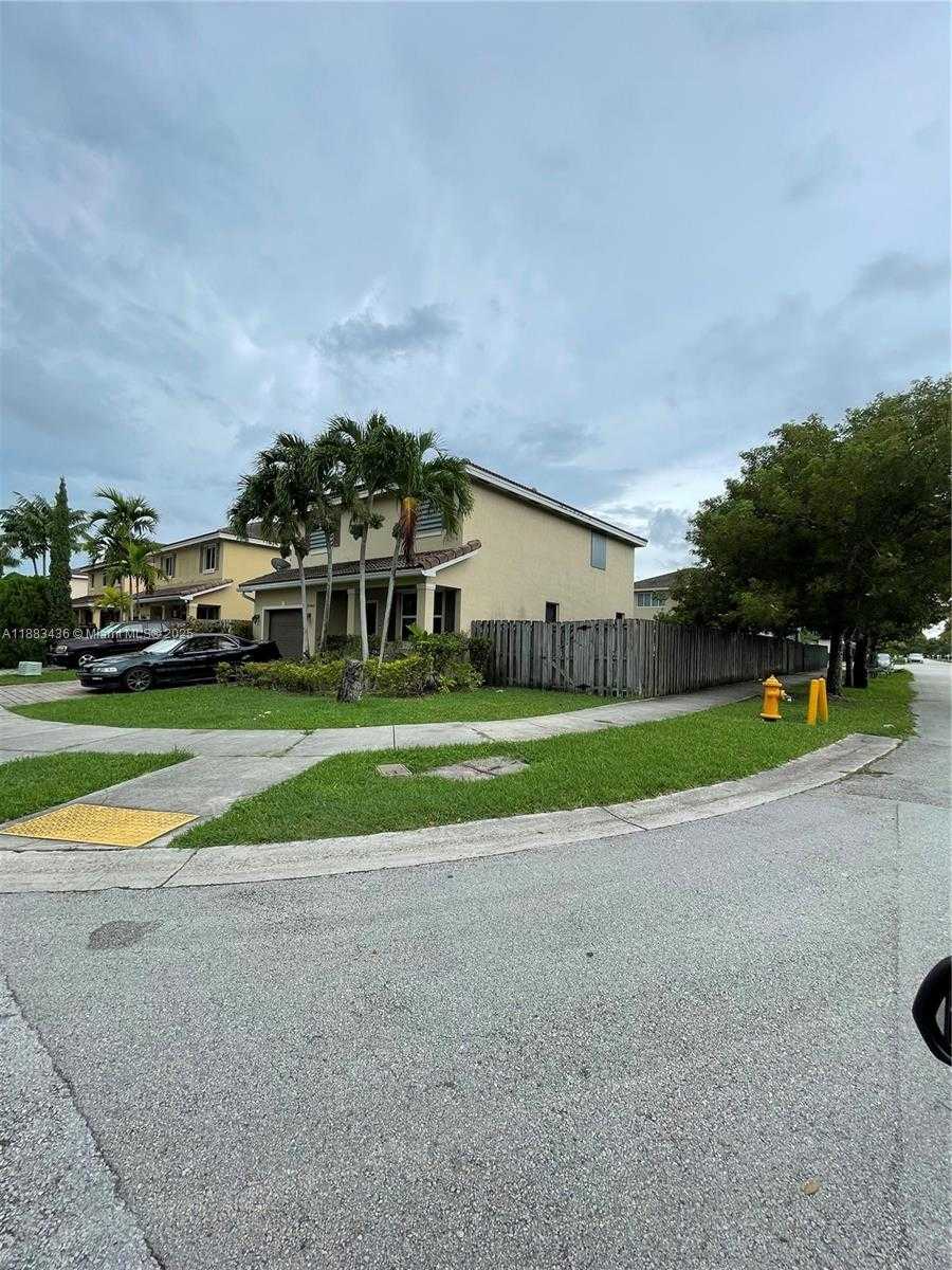Small Image of 28402 SOUTH WEST 129TH PL, Homestead Number 3
