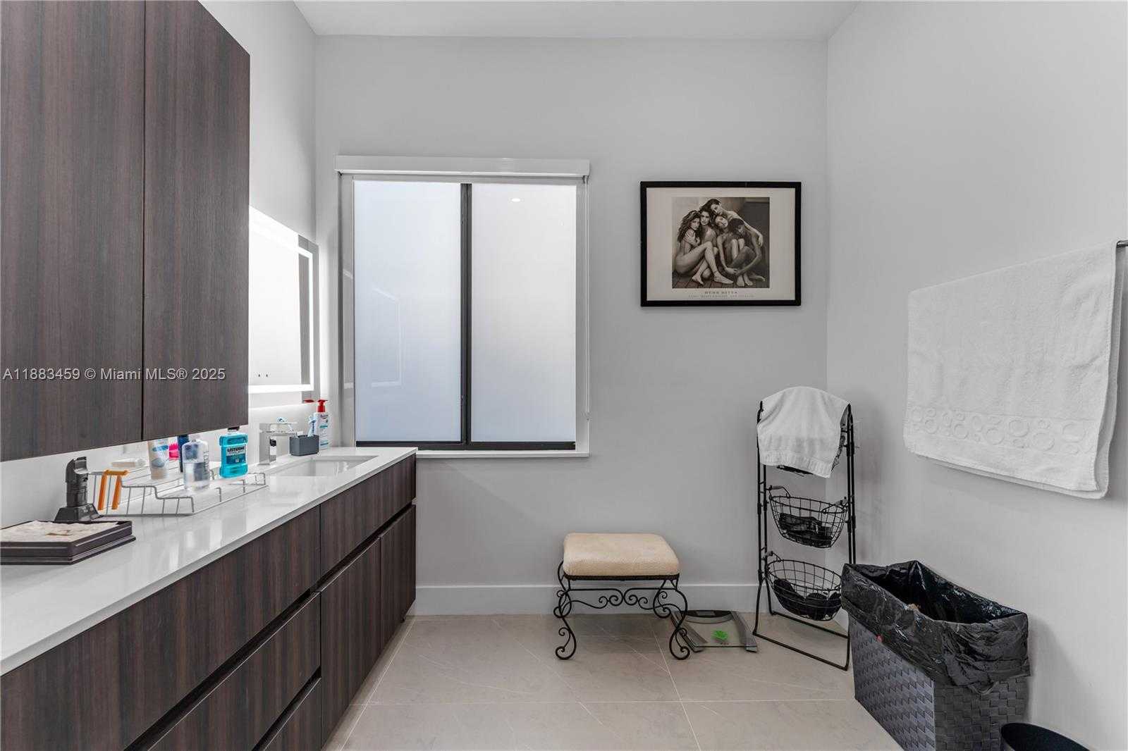 Small Image of 15977 SOUTH WEST 141ST ST, Miami Number 18