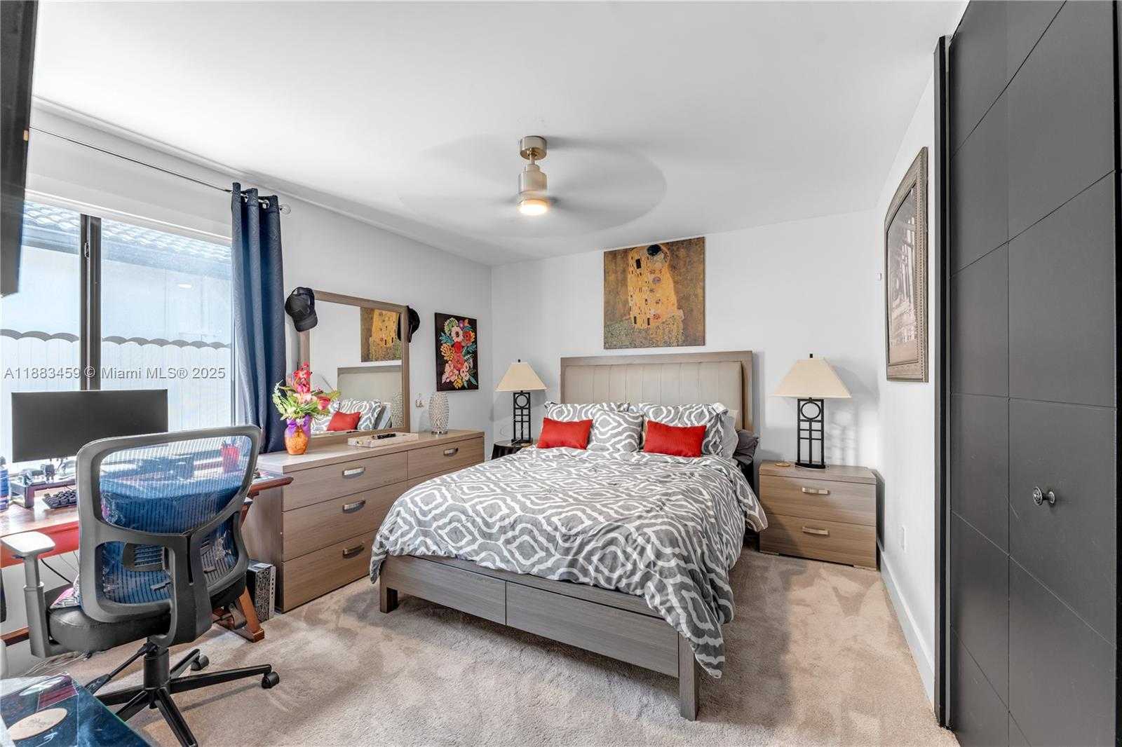 Small Image of 15977 SOUTH WEST 141ST ST, Miami Number 20