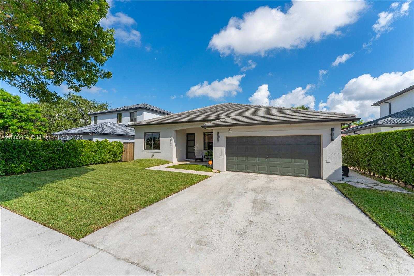 Small Image of 15977 SOUTH WEST 141ST ST, Miami Number 29