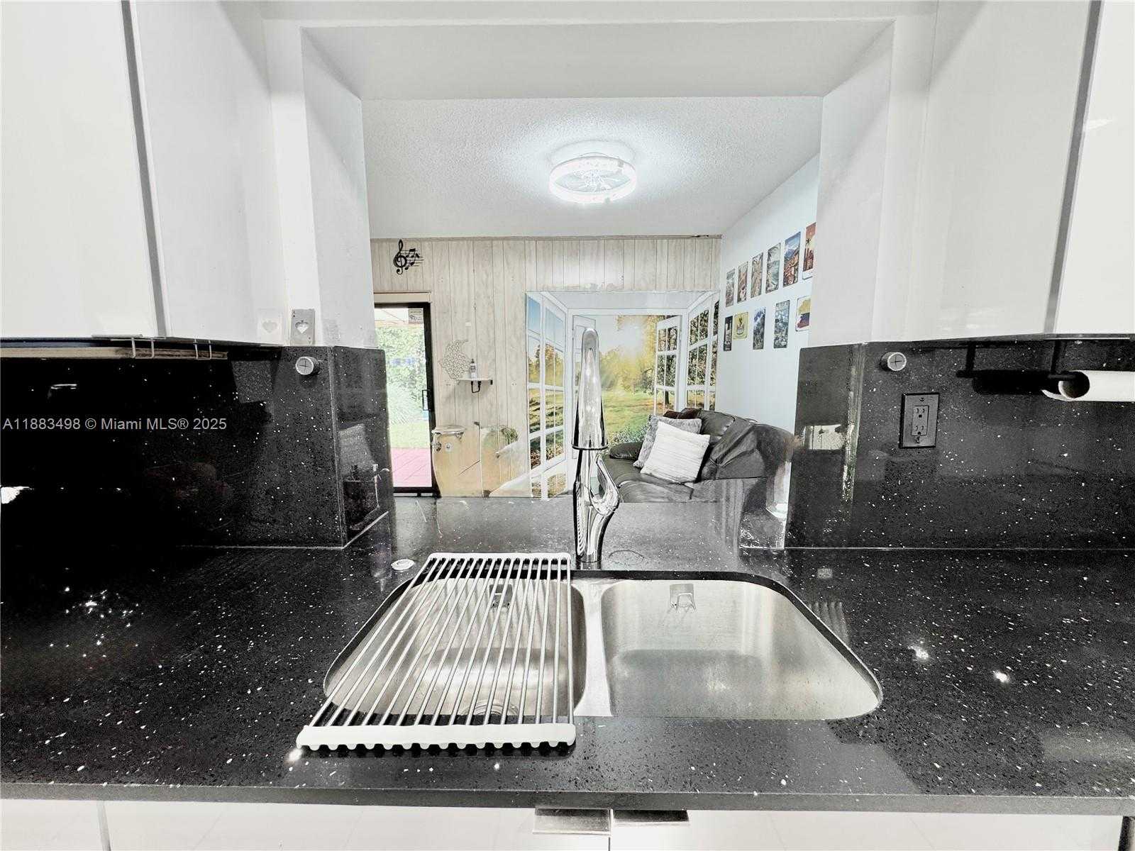 Small Image of 7005 NORTH WEST 94TH AVE, Tamarac Number 19