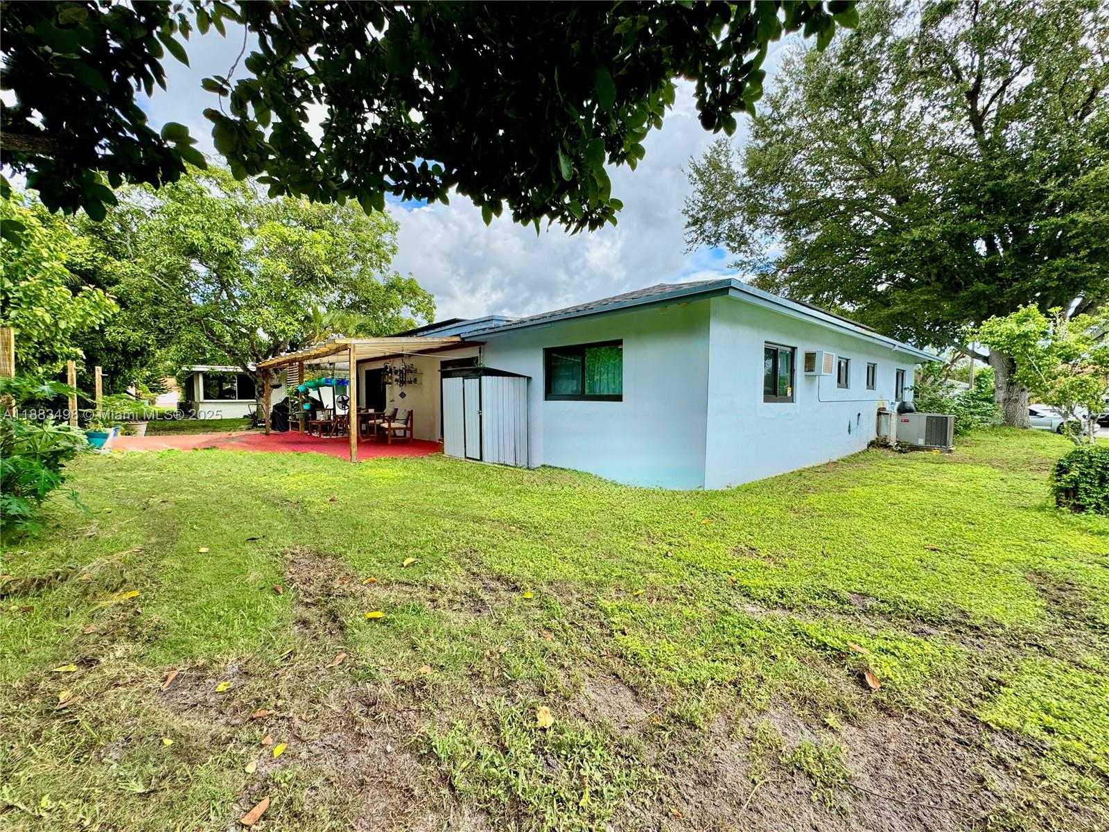 Small Image of 7005 NORTH WEST 94TH AVE, Tamarac Number 29