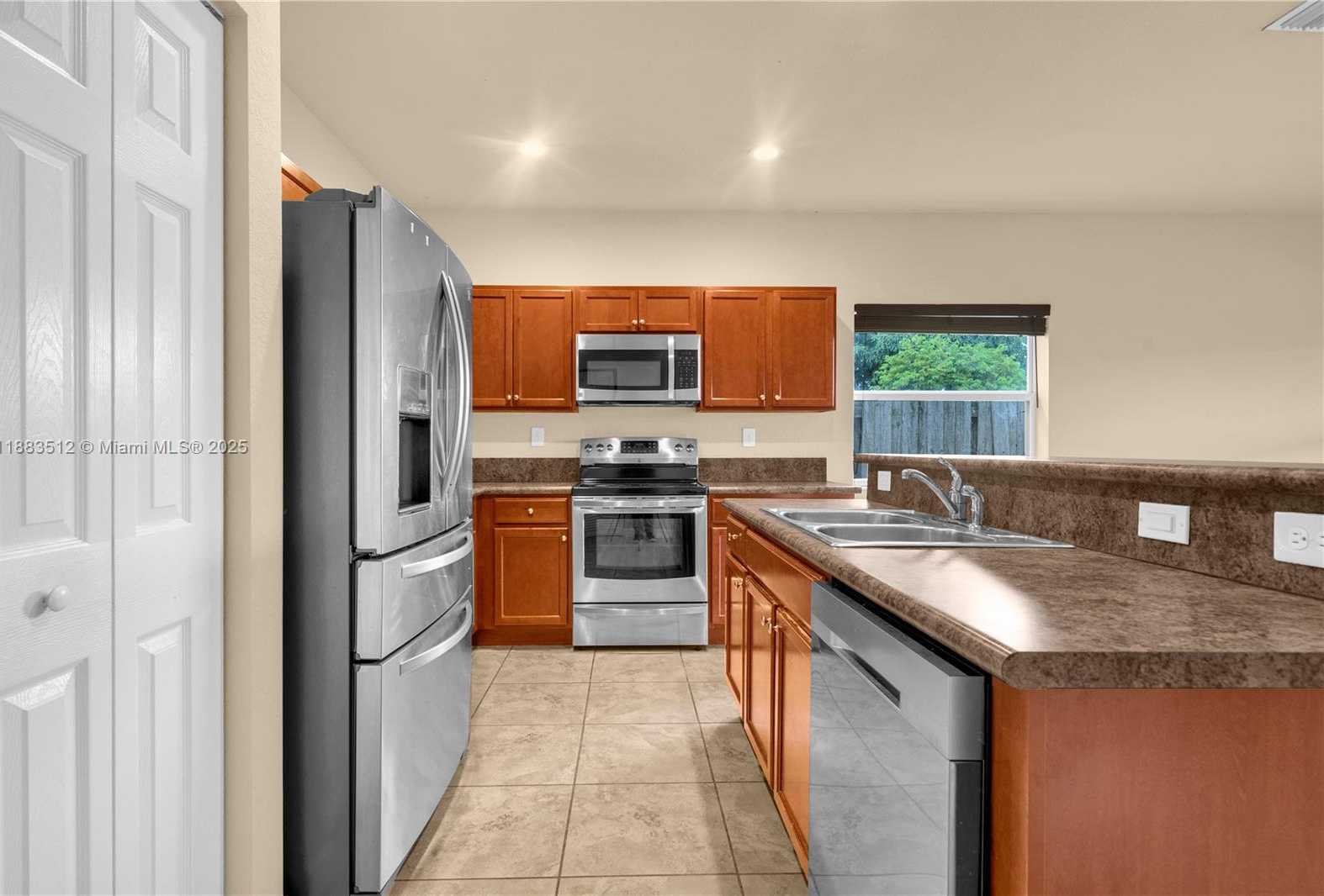 Small Image of 2401 NORTH EAST 4TH ST, Homestead Number 10