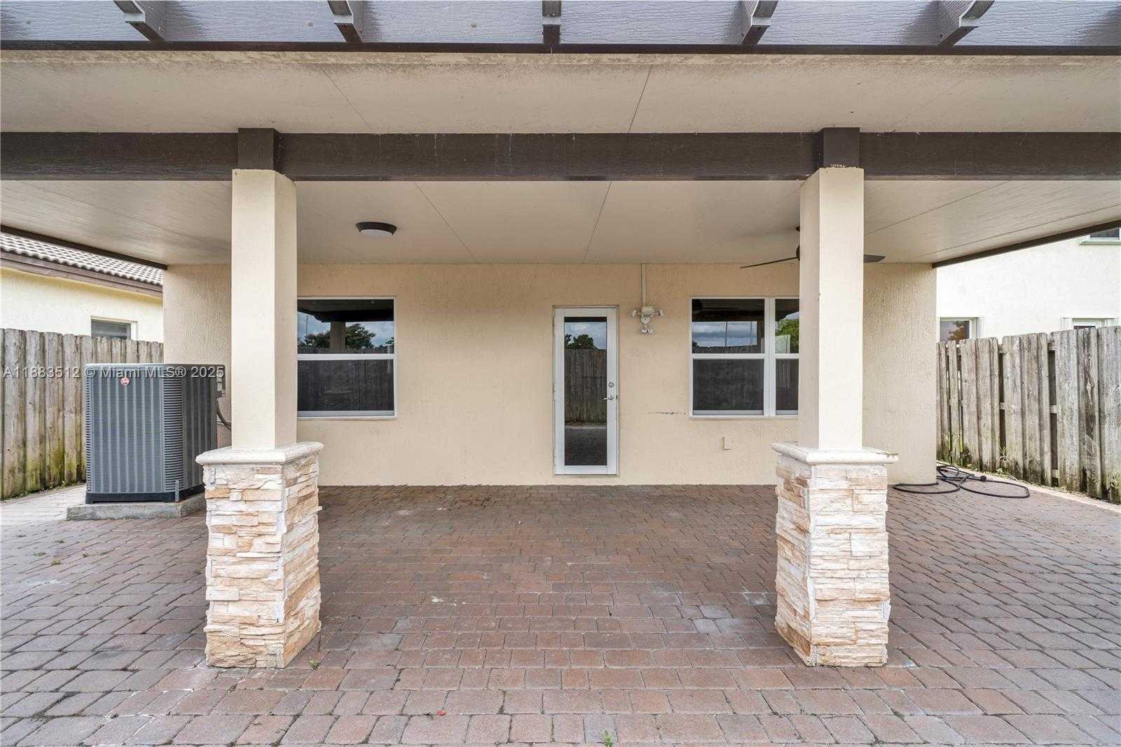Small Image of 2401 NORTH EAST 4TH ST, Homestead Number 32