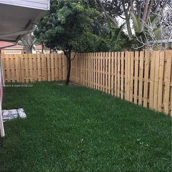 Small Image of 9038 NORTH WEST 193RD TER, Hialeah Number 10