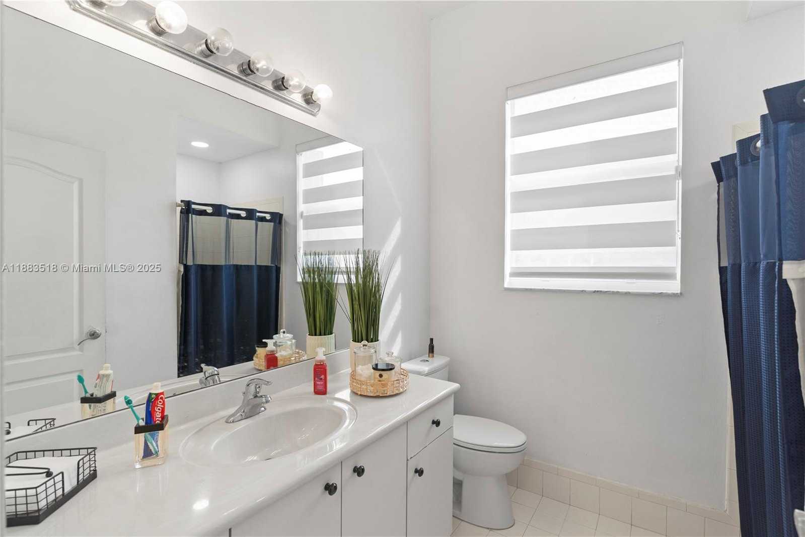 Small Image of 554 NORTH EAST 20TH AVE, Homestead Number 24