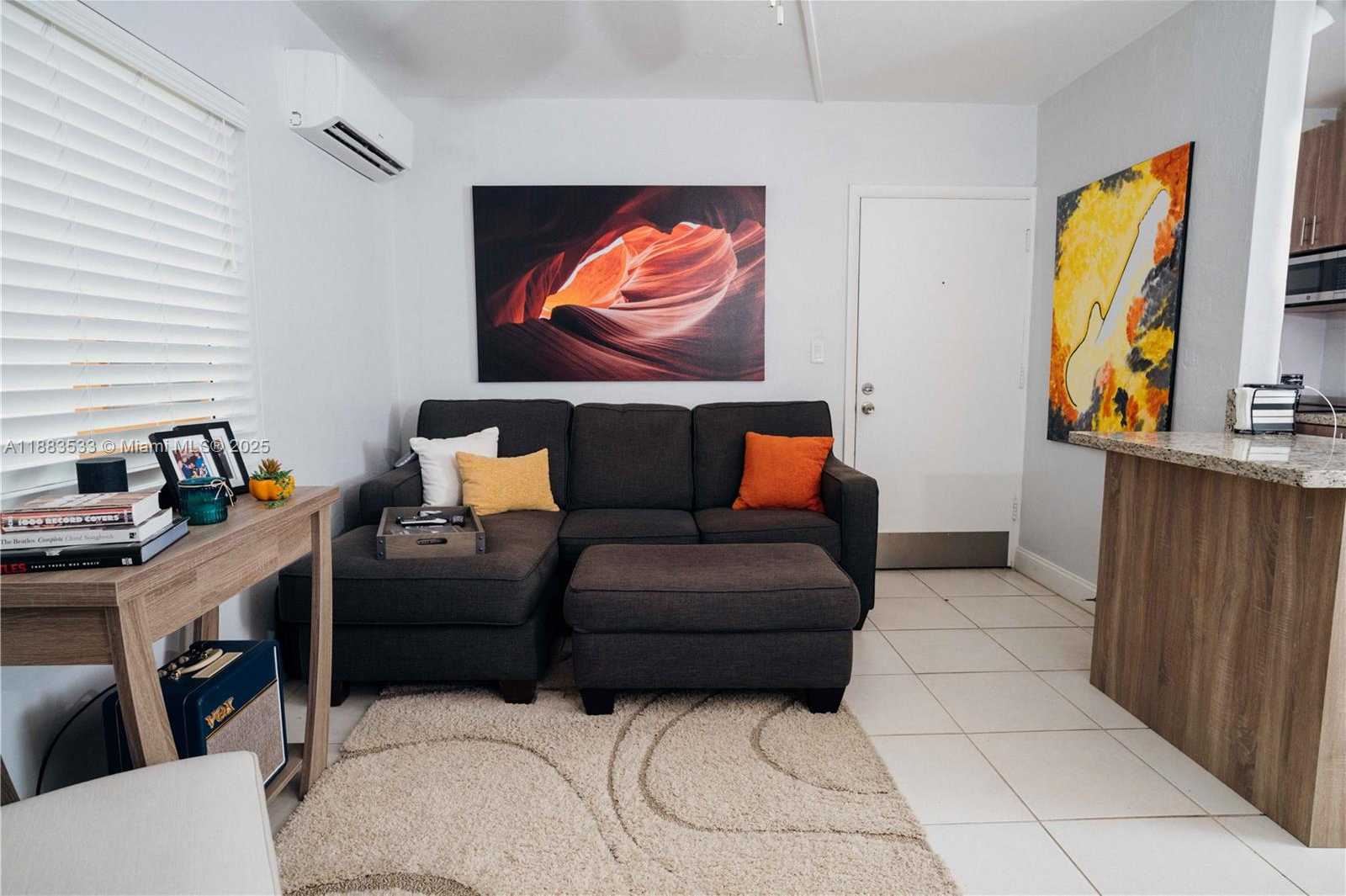 Small Image of 7901 SOUTH WEST 64TH AVE, South Miami Number 4
