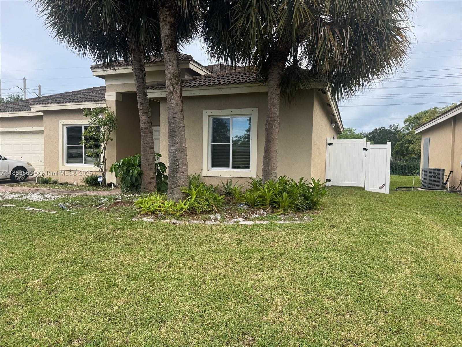 Small Image of 2161 NORTH WEST 54TH AVE, Lauderhill Number 2